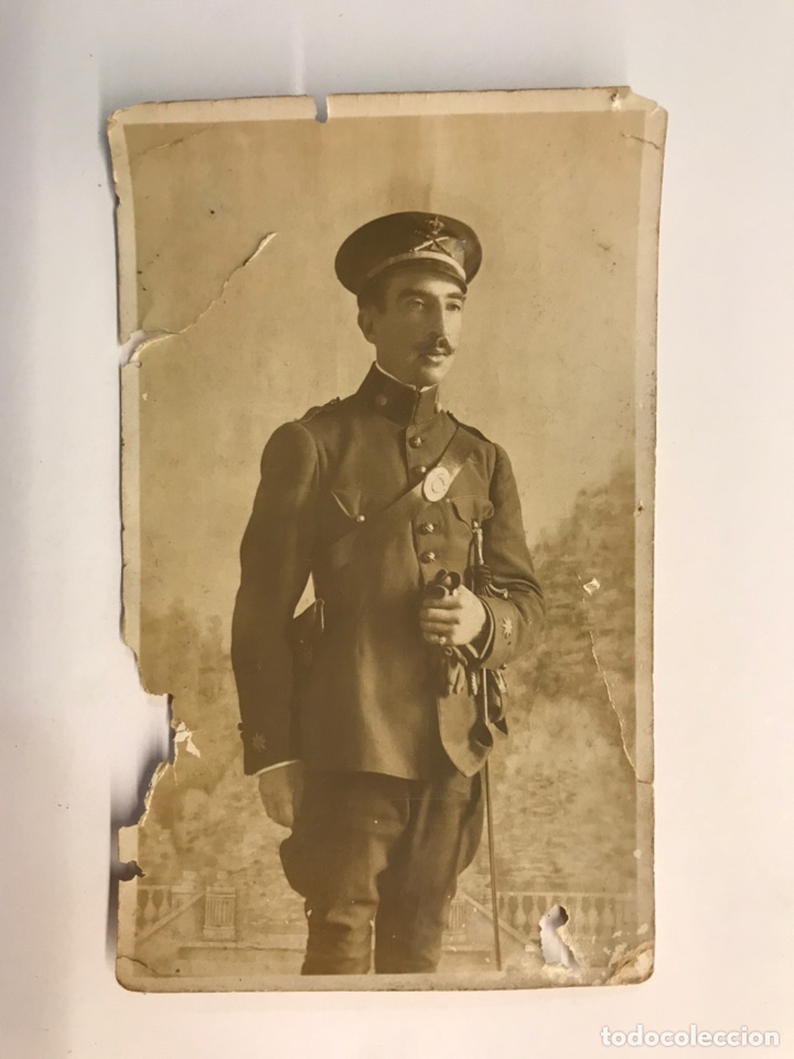 Fotograf&iacute;a antigua: MILITAR. FOTOGRAF&Iacute;A ANTIGUA DESLUCIDA. Comandante Artiller&iacute;a con Sable. An&oacute;nimo (h.1930?)