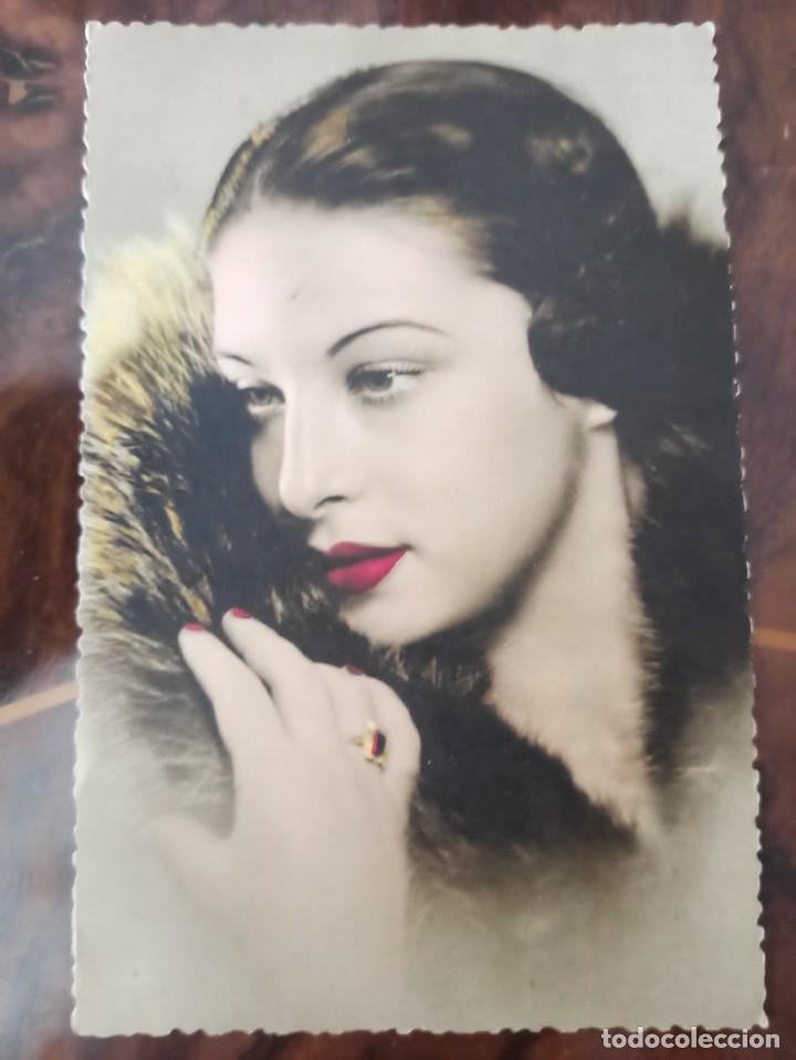 Fotograf&iacute;a antigua: Postal FHER se&ntilde;orita coloreada