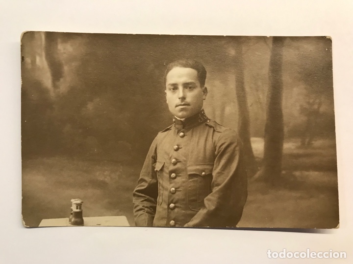 Alte Fotografie: MILITAR FOTOGRAF&Iacute;A. Soldado del Regimiento de Infanter&iacute;a Motorizada PAVIA 19 (h.1910?)