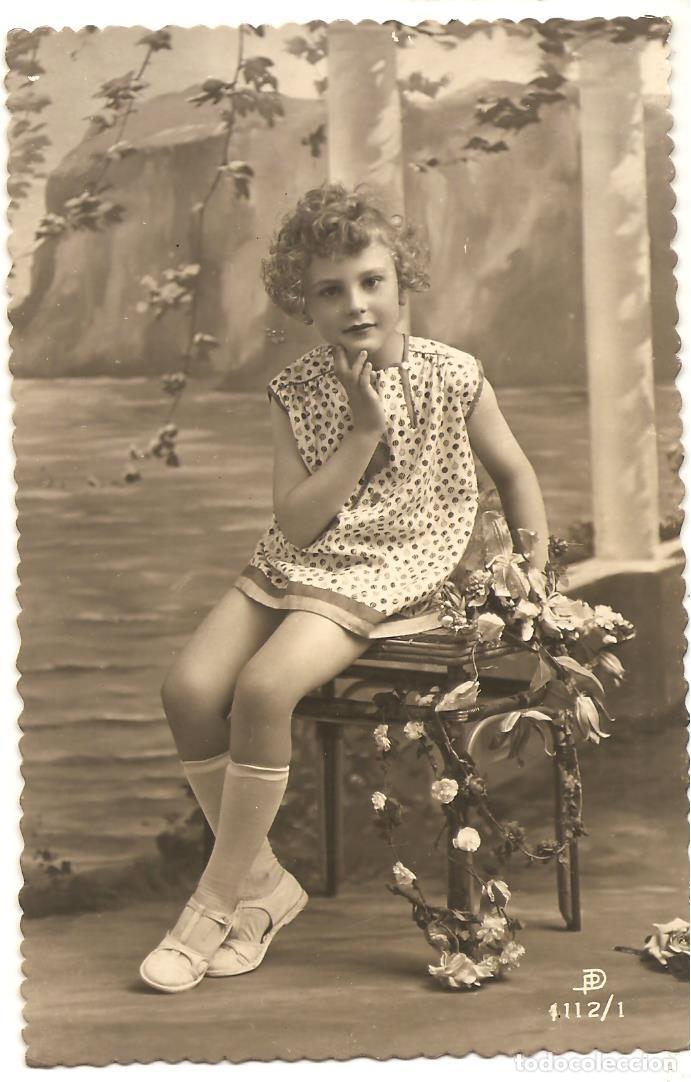 Fotograf&iacute;a antigua: ANTIGUA FOTO-POSTAL, NI&Ntilde;A POSANDO, PD-1112/1, SIN CIRCULAR