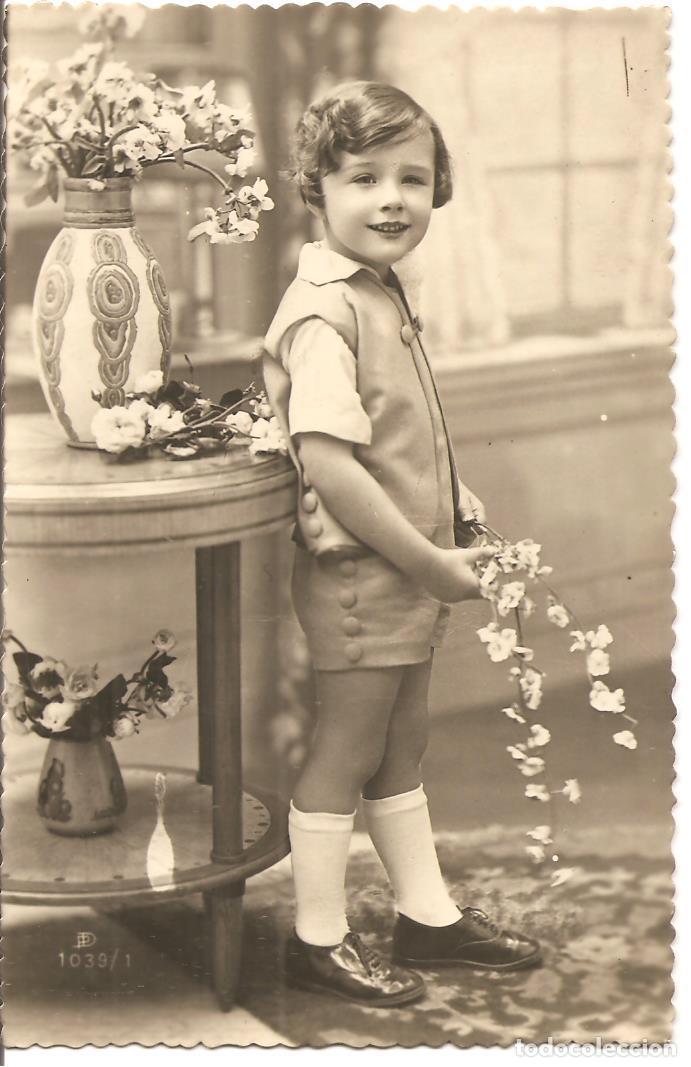 Fotograf&iacute;a antigua: ANTIGUA FOTO-POSTAL, NI&Ntilde;O POSANDO, PD-1039/1, SIN CIRCULAR