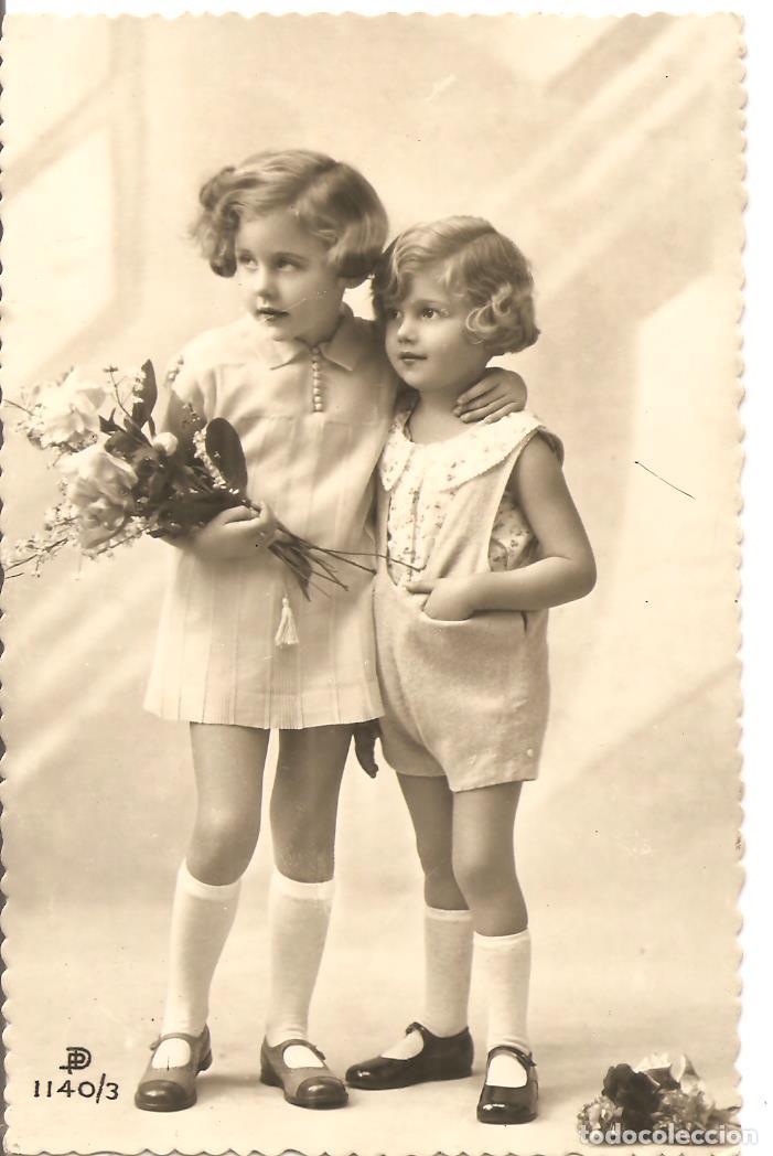 Fotograf&iacute;a antigua: ANTIGUA FOTO-POSTAL, PAREJA DE NI&Ntilde;AS POSANDO, PD-1140/3, SIN CIRCULAR