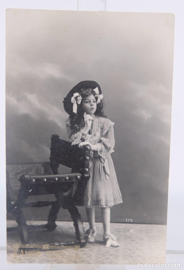 Alte Fotografie: Tarjeta postal Uni&oacute;n postal Universal Espa&ntilde;a - Fotograf&iacute;a Amer Ni&ntilde;a - 14 cm x 9 cm