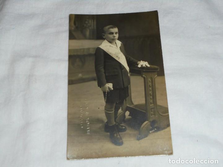 Fotografia antica: ANTIGUA FOTO POSTAL NI&Ntilde;O COMUNION FOTO LUIS V DE MONTANO