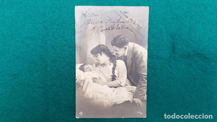 Alte Fotografie: FOTOGRAFIA POSTAL (1912) PADRES CON SU HIJO - REX 4177