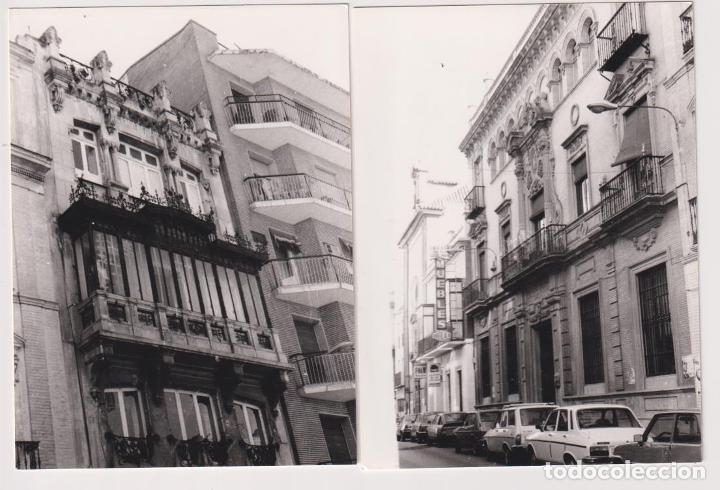 Fotograf&iacute;a antigua: 2 Fotograf&iacute;a (12x9) Calle Orfila, 7 (Ateneo de Sevilla) y Orfila, 11. Fot&oacute;grafo Agudelo. A&ntilde;os 70