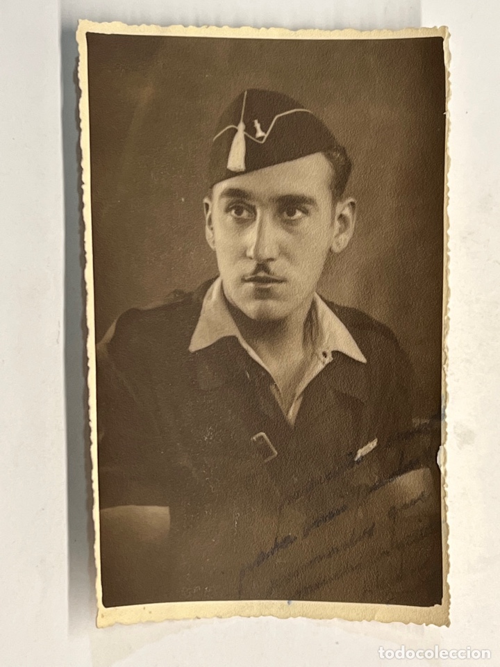 Fotografia antica: MILITAR FOTOGRAF&Iacute;A. Joven del Cuerpo de Transmisiones e Ingenieros.. (h.1940?)