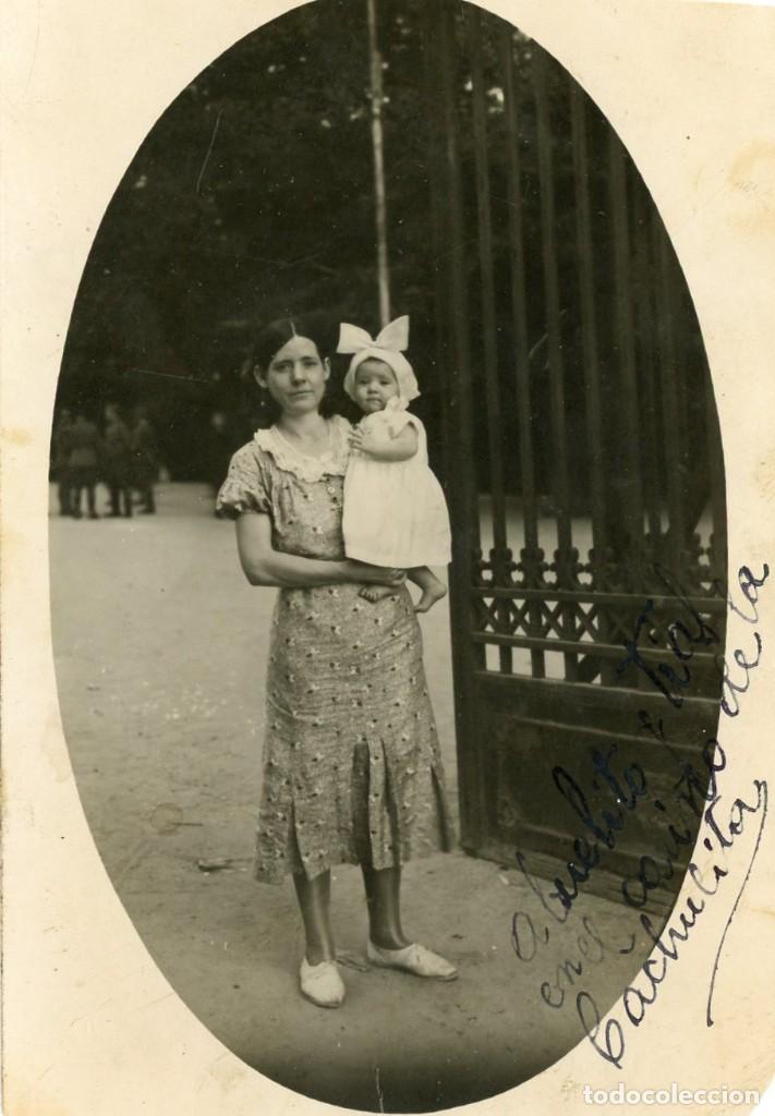 Alte Fotografie: POSTAL FOTOGRAFICA. MUJER CON NI&Ntilde;A. CA 1920