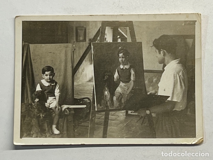Fotograf&iacute;a antigua: MINUTEROS, fot&oacute;grafos de calle&hellip; En el estudio del pintor.., por encargo. (h.1945?)