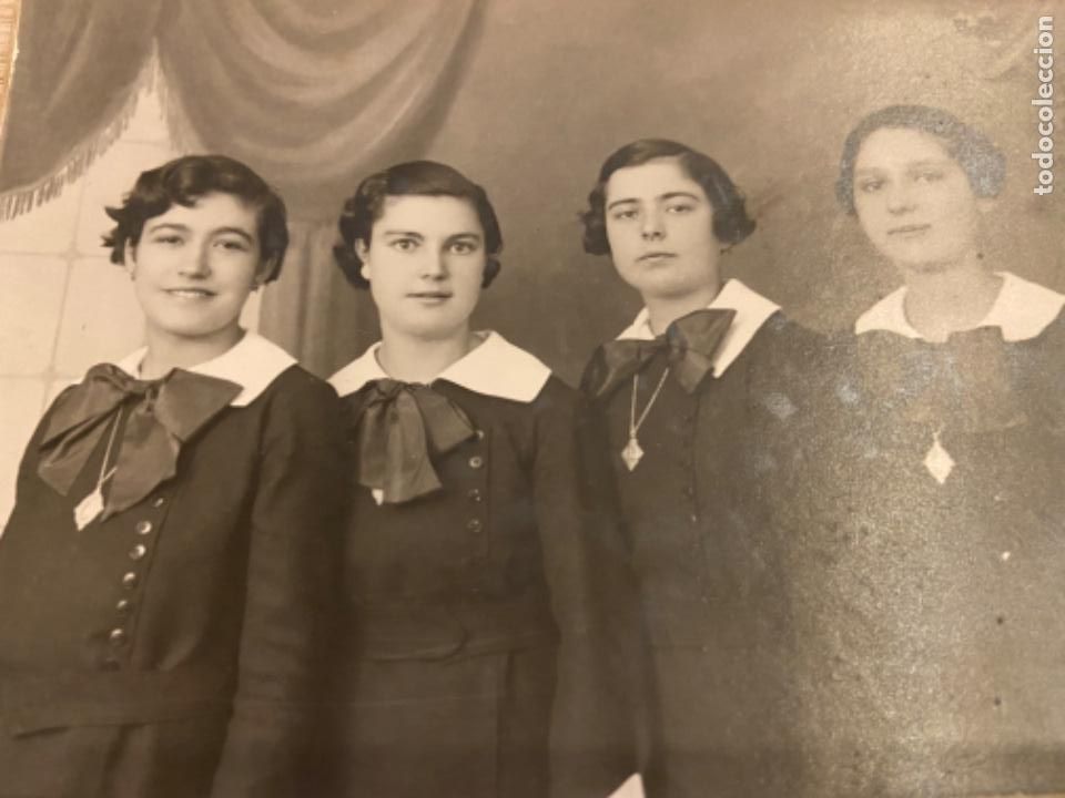 Alte Fotografie: GRUPO SE&Ntilde;ORITAS, FOTO ESTUDIO PACO, VILAFRANCA DEL PENED&Egrave;S