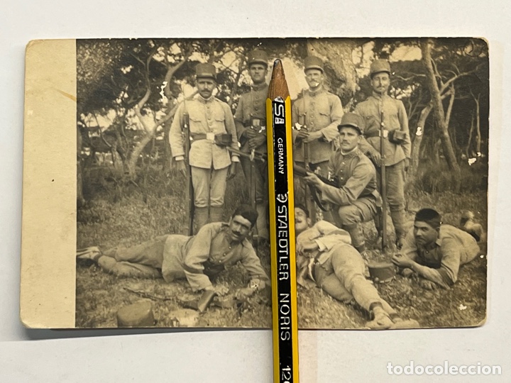 Alte Fotografie: GUERRA DE MARRUECOS Fotograf&iacute;a Regto de Farnesio ? Valenciano y compa&ntilde;eros (h.1922?)