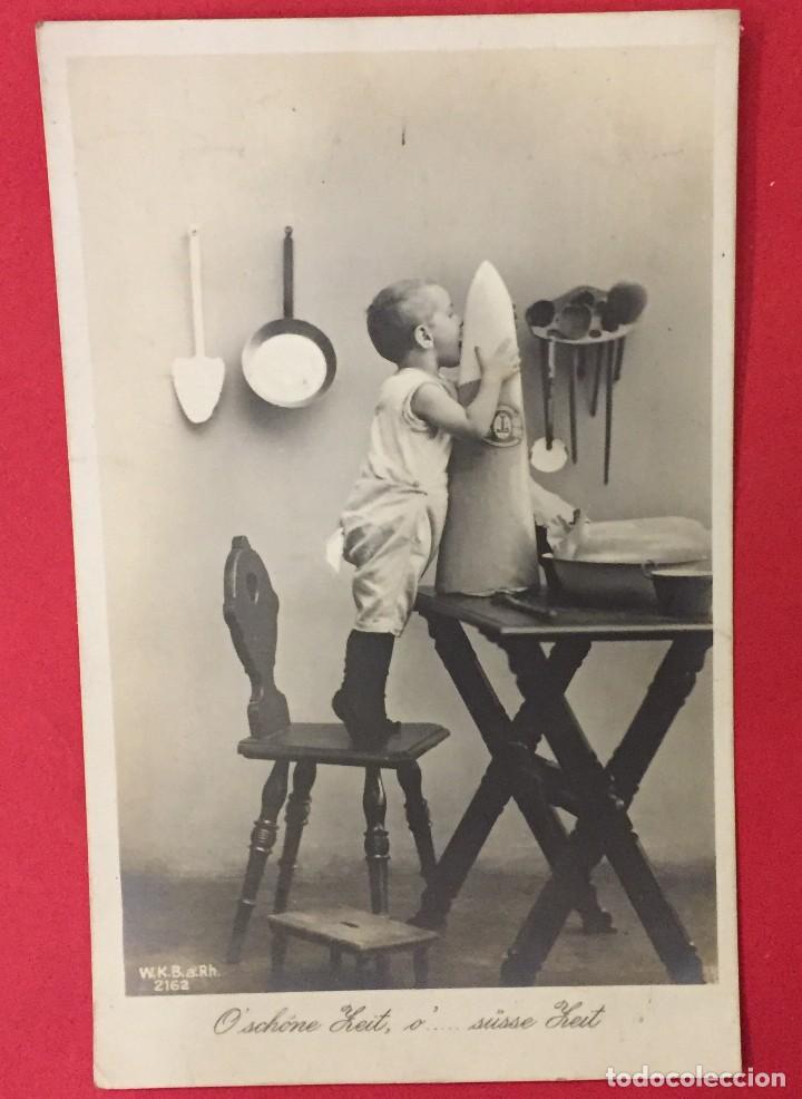 Alte Fotografie: FOTO POSTAL DE NI&Ntilde;O CHUPANDO UN HELADO. O'SCH&Ouml;NE. 1917 W.K.B. A RH