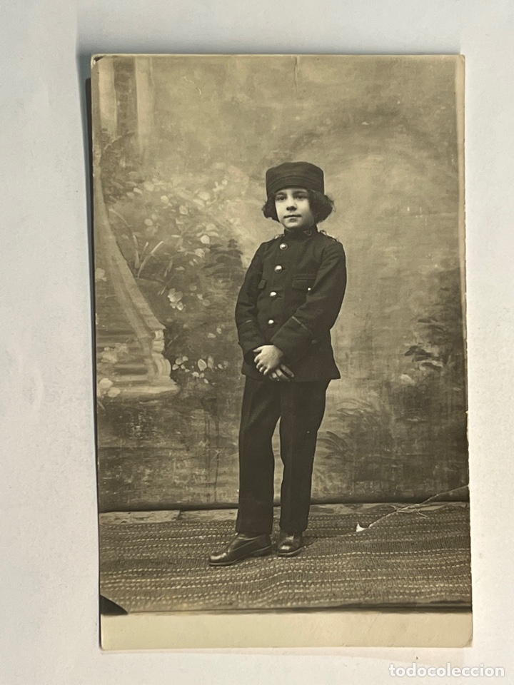 Fotografia antica: NI&Ntilde;OS. Fotograf&iacute;a Militar&hellip; Jovenzuelo con Traje Alfonsino y Gorrillo panadero (h.1920?)