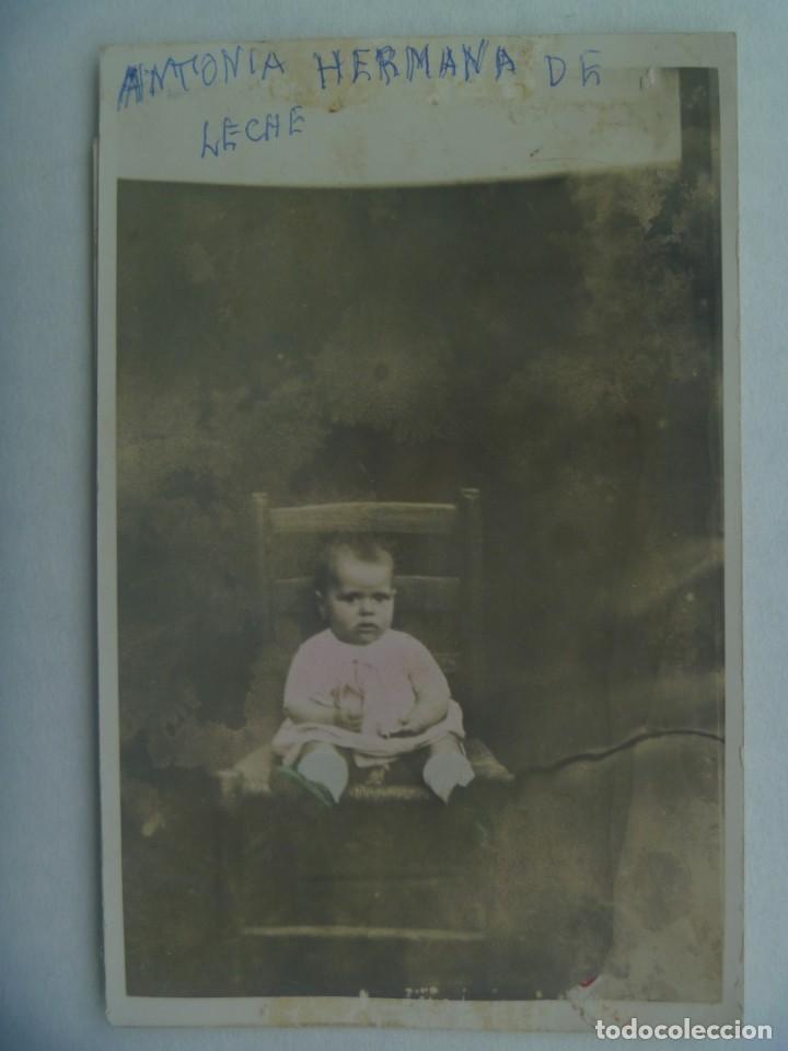 Alte Fotografie: MINUTERO DE FOTOGRAFO CALLEJERO DE BEBE, COLOREADO. PRINCIPIOS DE SIGLO