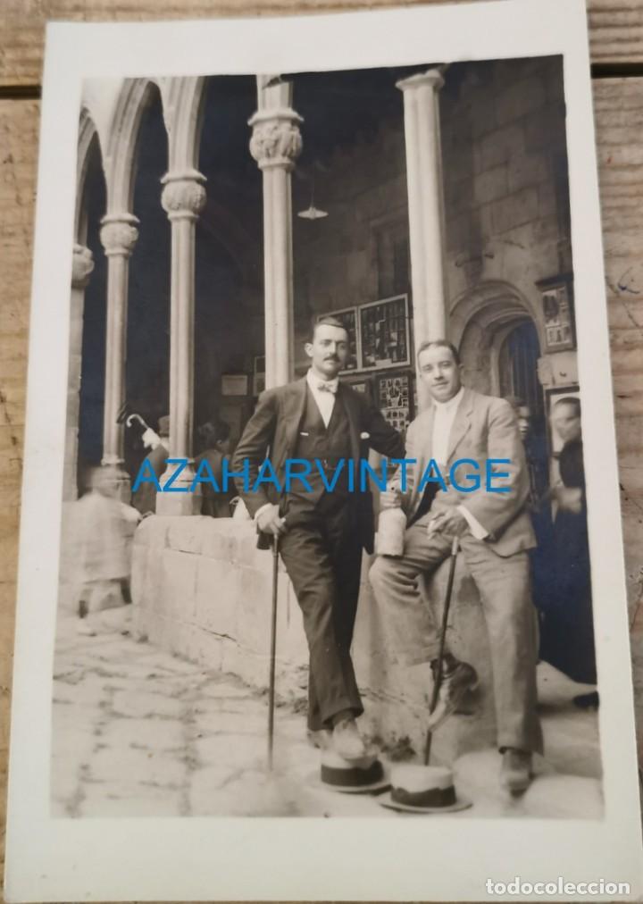 Antique Photography: ANTIGUA POSTAL FOTOGRAFICA, SE&Ntilde;ORES EN UN MERCADO DE ANTIGUEDADES O COLECCIONISMO