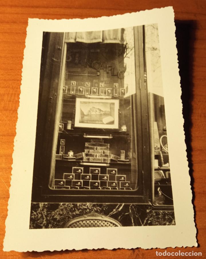 Antique Photography: Fotografia Perfumeria J.Coll Blanca Flor-Barcelona