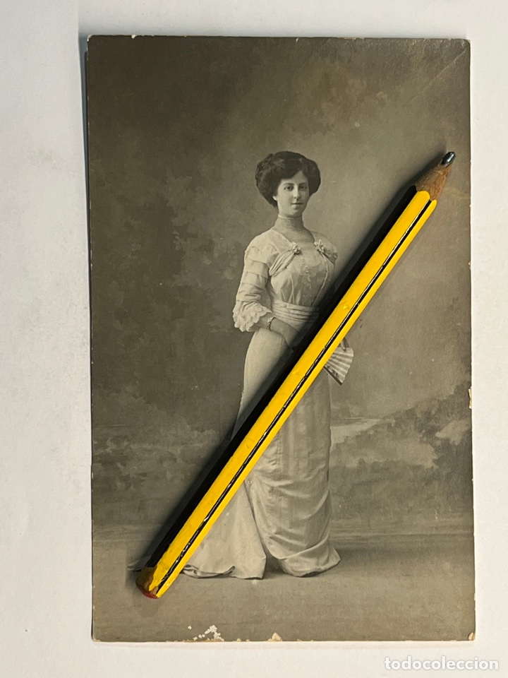 Fotografia antica: ALMERIA. Fotograf&iacute;a Elegante Se&ntilde;ora abanico en mano.. (a.1910) dedicada&hellip;