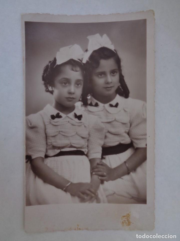 Fotografia antica: PRECIOSA FOTO DE ESTUDIO DE NI&Ntilde;AS, HERMANAS