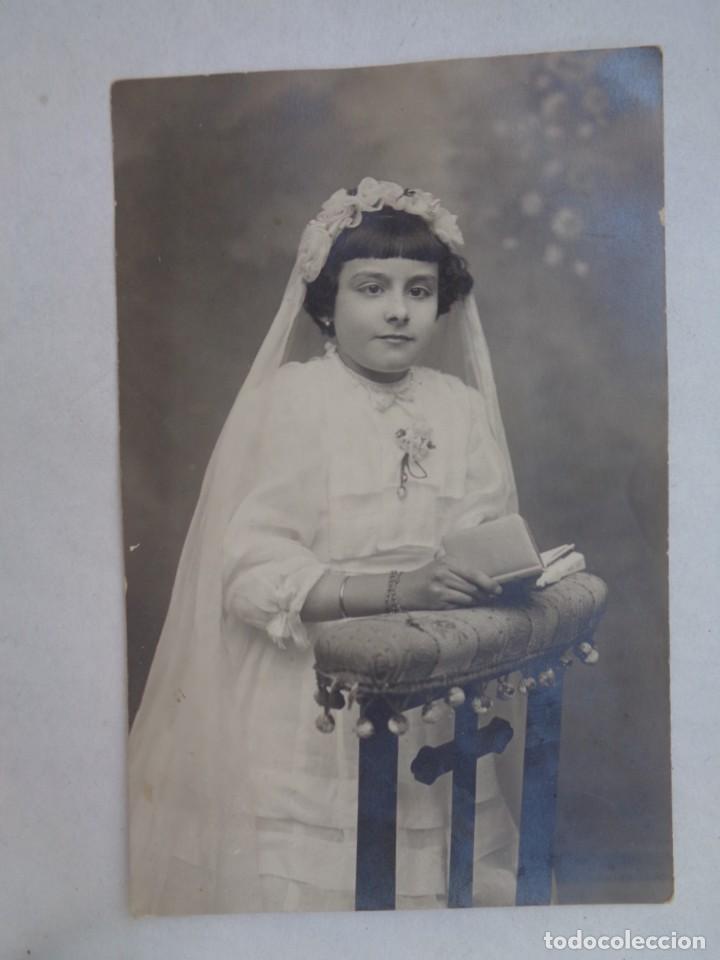 Fotografia antica: PRECIOSA FOTO DE ESTUDIO DE NI&Ntilde;A DE PRIMERA COMUNION, PRINCIPIOS DE SIGLO