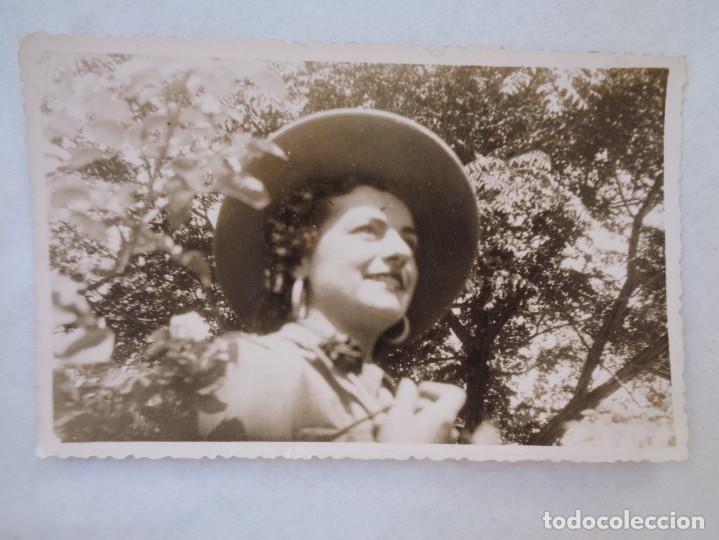 Alte Fotografie: BONITA FOTO DE SE&Ntilde;ORITA CON SOMBRERO DE FERIA , A&Ntilde;OS 30
