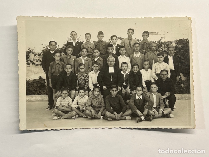Alte Fotografie: FOTOGRAF&Iacute;A ESCOLAR&hellip; la Ense&ntilde;anza en las Ordenes Religiosas&hellip; (h.1959?) Med&iacute;das: 9 x 13,5 cm.