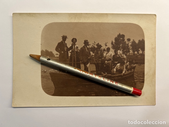 Fotografia antica: FOTOGRAF&Iacute;A ANTIGUA. Ernesto Larrosa y amigos&hellip;paseo en barca por La Albufera&hellip; (h.1915?) S/C