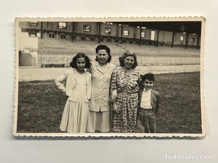Fotograf&iacute;a antigua: CAMPO VALLEJO ? Fotograf&iacute;a antigua&hellip;, en el campo&hellip; (a.1935)