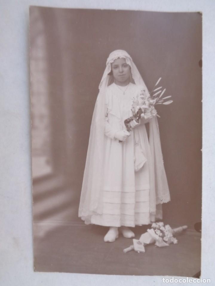 Fotografia antiga: PRECIOSA FOTO DE ESTUDIO DE NI&Ntilde;A DE PRIMERA COMUNION, PRINCIPIOS DE SIGLO