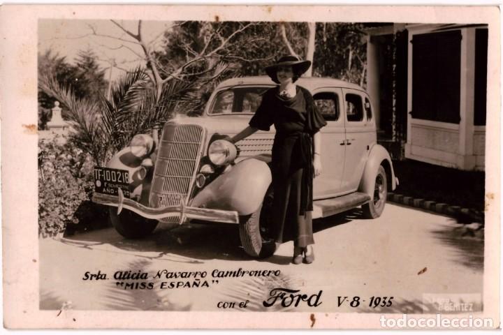 Alte Fotografie: TARJETA POSTAL - ALICIA NAVARRO CAMBRONERO - &rdquo;MISS ESPA&Ntilde;A&rdquo; PUBLICIDAD COCHES FORD V8 1935