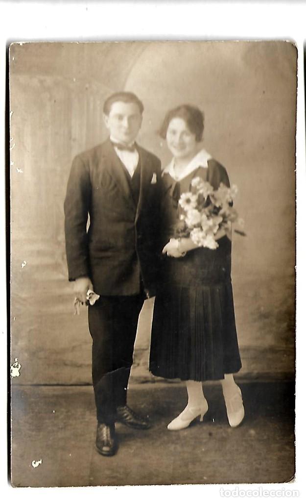 Fotograf&iacute;a antigua: ER-FOTOGRAFIA ANTIGUA DE UN MATRIMONIO