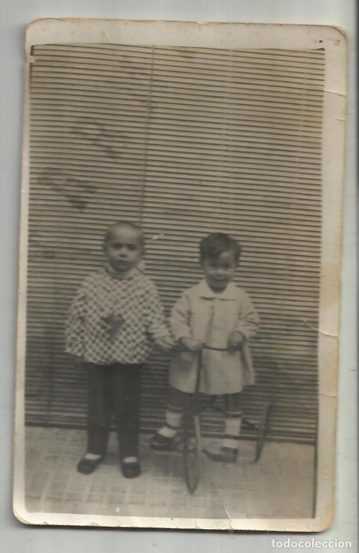 Antique Photography: el triciclo es para el enano