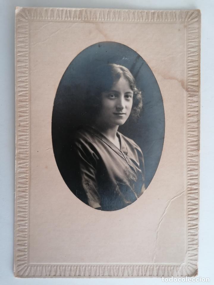 Fotografia antica: FOTOGRAFIA POSTAL SE&Ntilde;ORITA POSANDO, ESTUDIO VINCK, GIJON