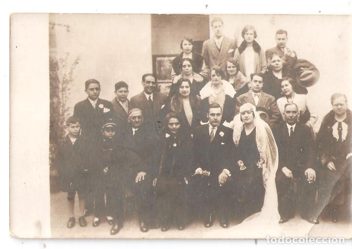 Fotograf&iacute;a antigua: Grupo en una boda. A&ntilde;os 30 -40. Sin referencia. - Vell i Bell