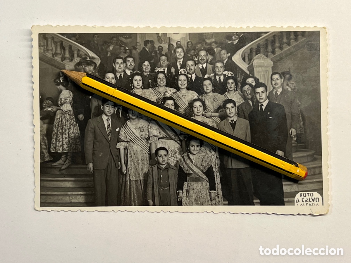 Fotograf&iacute;a antigua: FALLAS. Fotograf&iacute;a Escalinata Ayuntamiento de Valencia. Proclamaci&oacute;n de Fiestas (h.1950?)