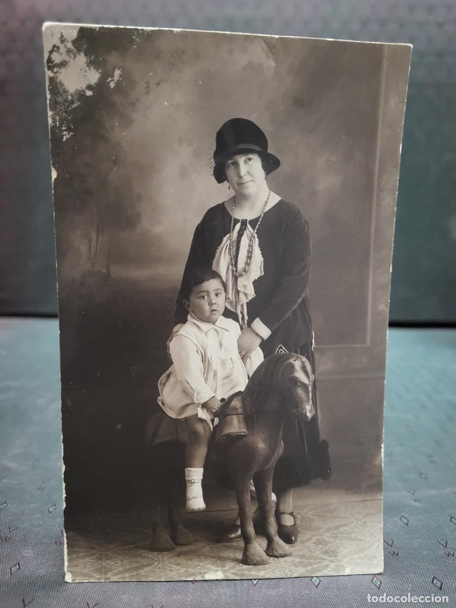 Fotograf&iacute;a antigua: ANTIGUA FOTOGRAFIA NI&Ntilde;O CABALLO DE JUGUETE FOTO COLOM CASTELLON ?