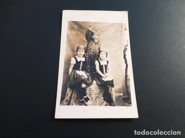 Alte Fotografie: RETRATO DE NI&Ntilde;OS DISFRAZADOS POSTAL FOTOGRAFICA 1926