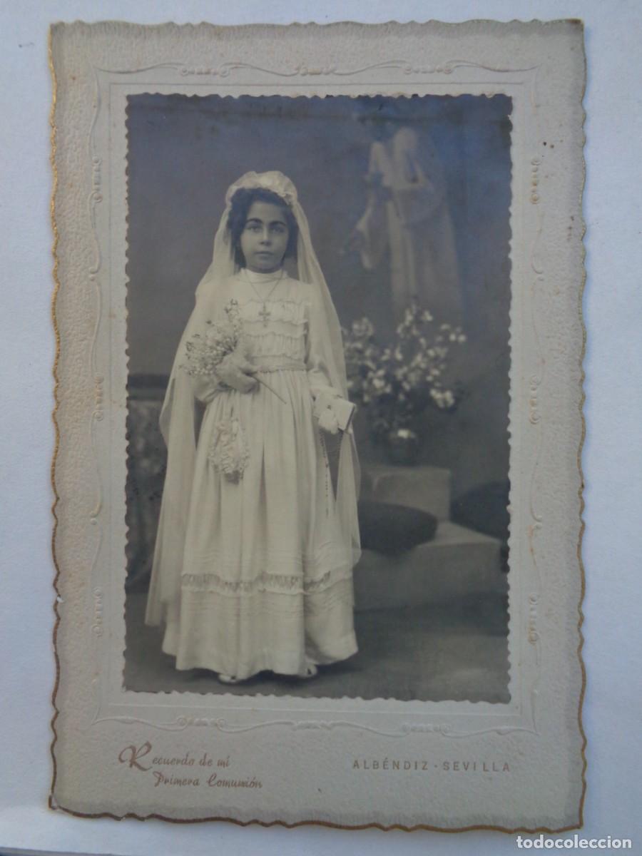 Antique Photography: PRECIOSA FOTO DE ESTUDIO DE NI&Ntilde;A DE PRIMERA COMUNION, 1947. DE ALBENDIZ , SEVILLA