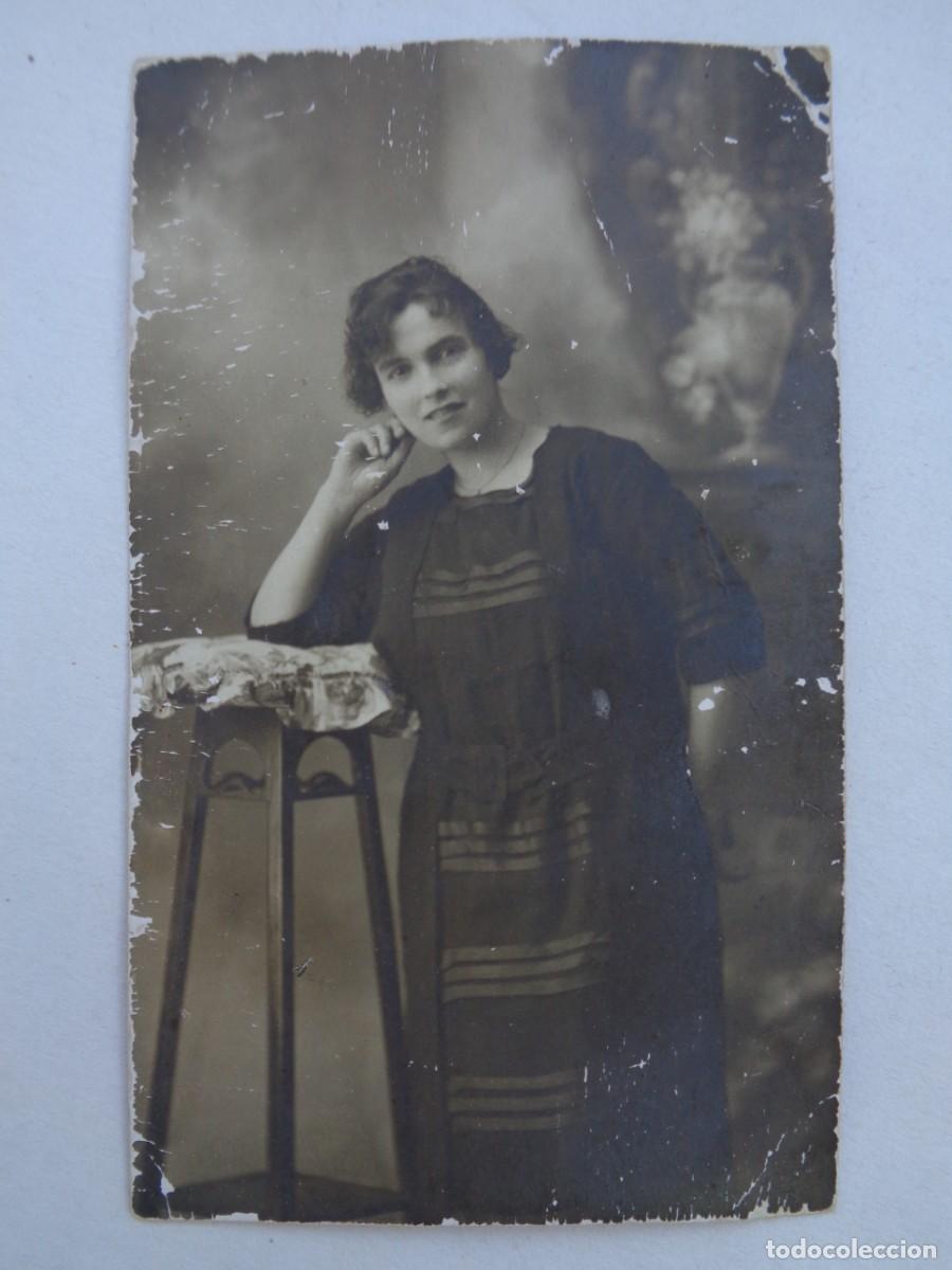 Fotografia antiga: PRECIOSA FOTO DE ESTUDIO DE SE&Ntilde;ORITA, PRINCPIOS DE SIGLO