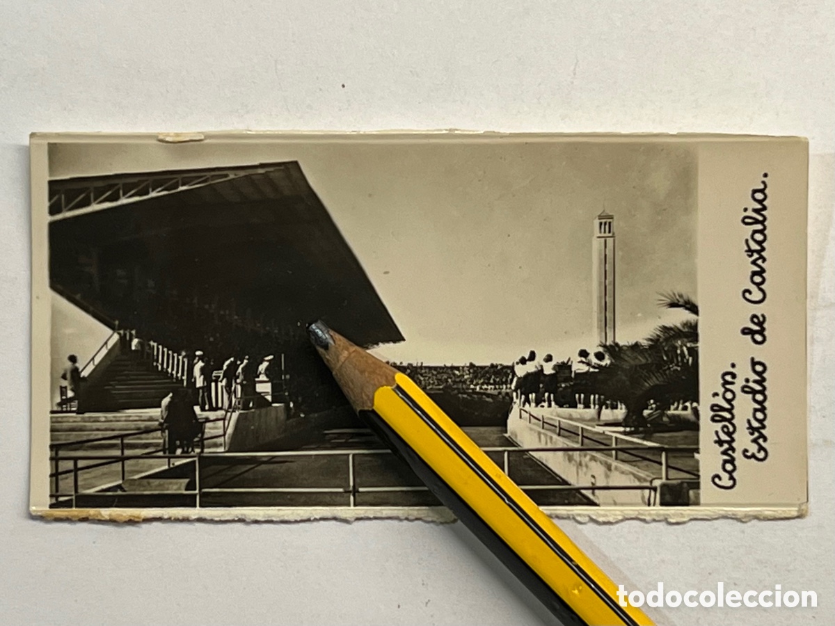 Fotografia antiga: CASTELL&Oacute;N. Fotograf&iacute;a Estadio de Castalia&hellip; (a.1953) dedicada&hellip;