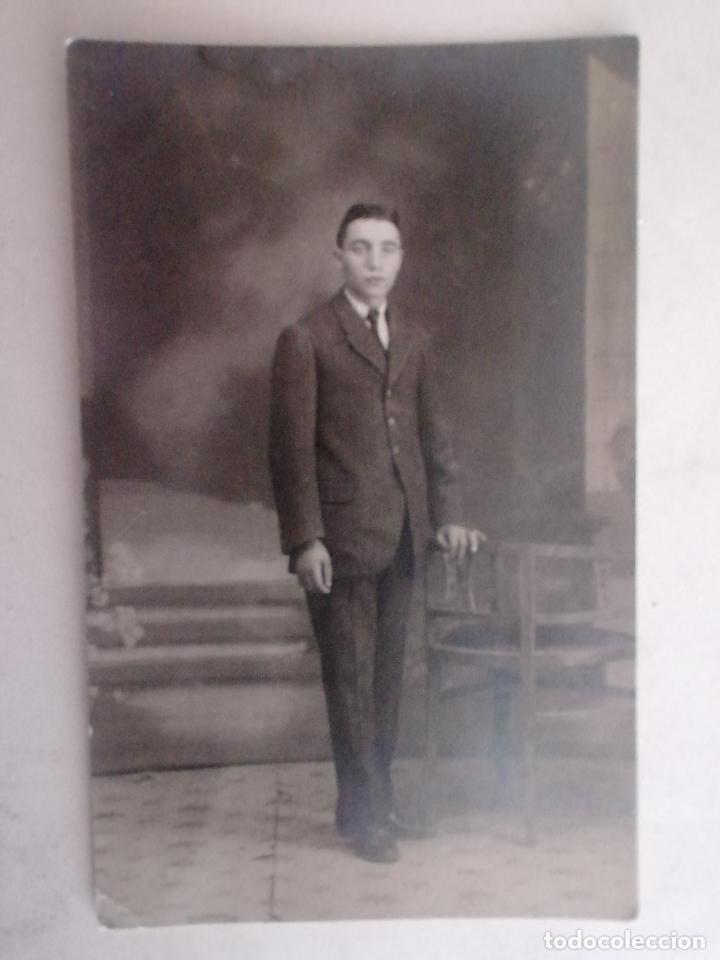 Fotografia antica: FOTOGRAFIA POSTAL, JOVEN POSANDO, FOTOGRAFO HONORIO ROMAN-MEDINA DEL CAMPO