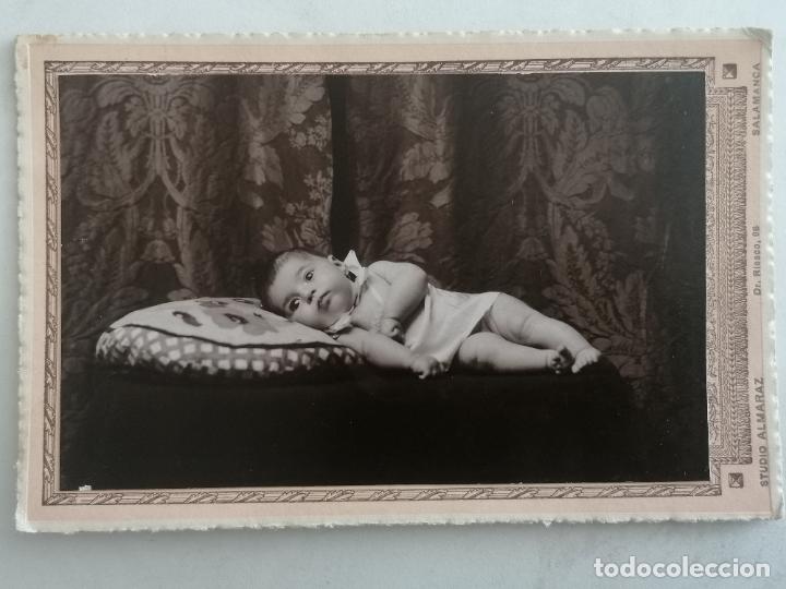 Fotografia antica: FOTOGRAFIA POSTAL, BEBE TUMBADO, ESTUDIO ALMARAZ-SALAMANCA