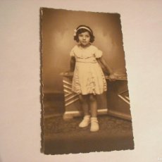 Fotografía antigua: ANTIGUA FOTO DE NIÑA. 1935.