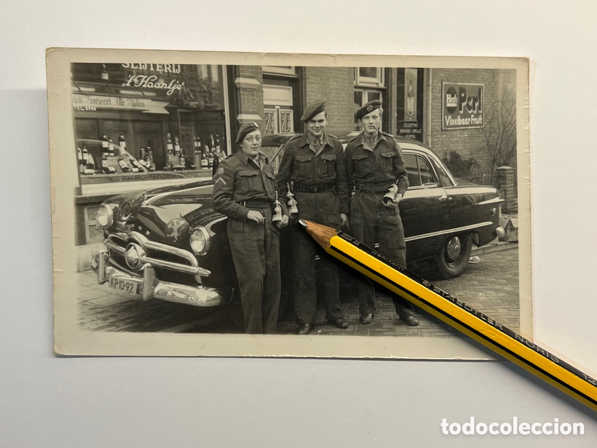 Antique Photography: HILVERSUM Holanda Fotograf&iacute;a soldados tras las liberaci&oacute;n de la ciudad, II Guerra Mundial