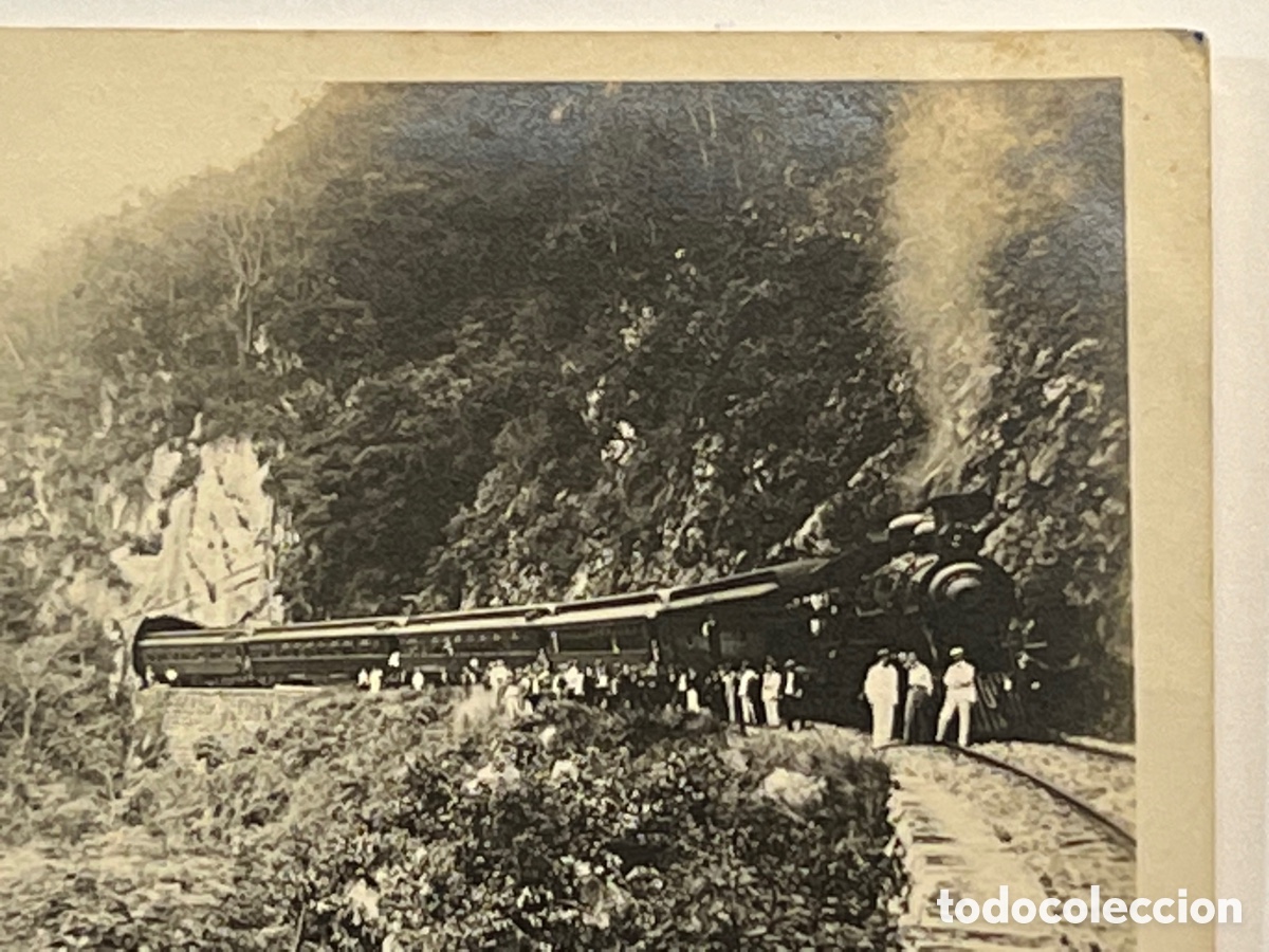 Fotograf&iacute;a antigua: TREN, FERROCARRIL Fotograf&iacute;a descarrilamiento. Norte de Espa&ntilde;a, por identificar ubicaci&oacute;n (h.1920?)