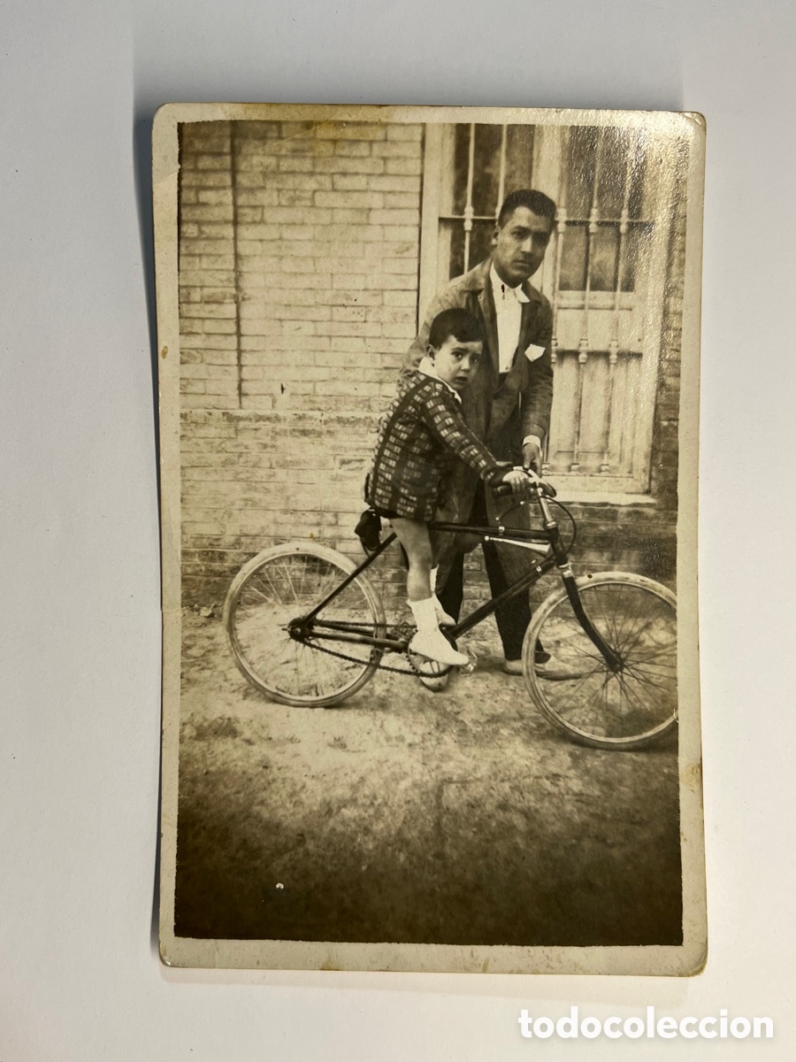 Alte Fotografie: LA VALENCIA QUE FUE&hellip; Ense&ntilde;ado al hijo a montar en Bicicleta&hellip;. La valencia rural&hellip; (h.1930?)