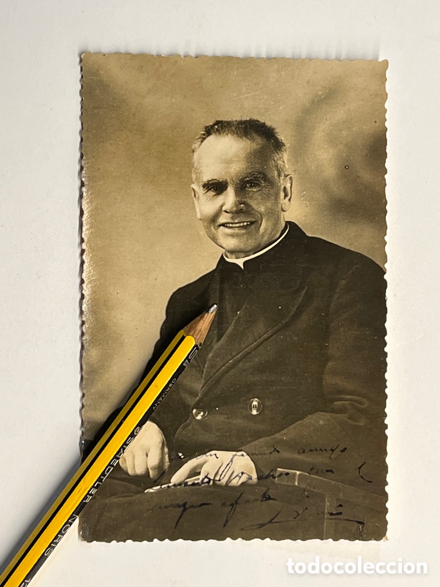 Fotografia antiga: PADRE VI&Ntilde;AS, Salesiano. Recuerdo del homenaje rendido por antiguos alumnos.. firma original (a.1947)
