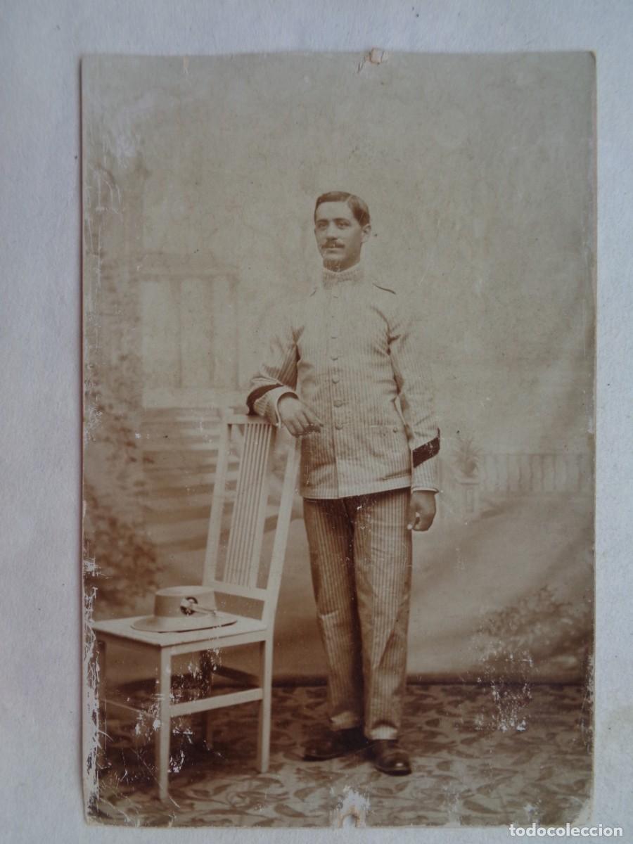 Antique Photography: FOTO DE ESTUDIO DE MILITAR DE CABALERIA , REMONTA . CABO DE RAYADILLO