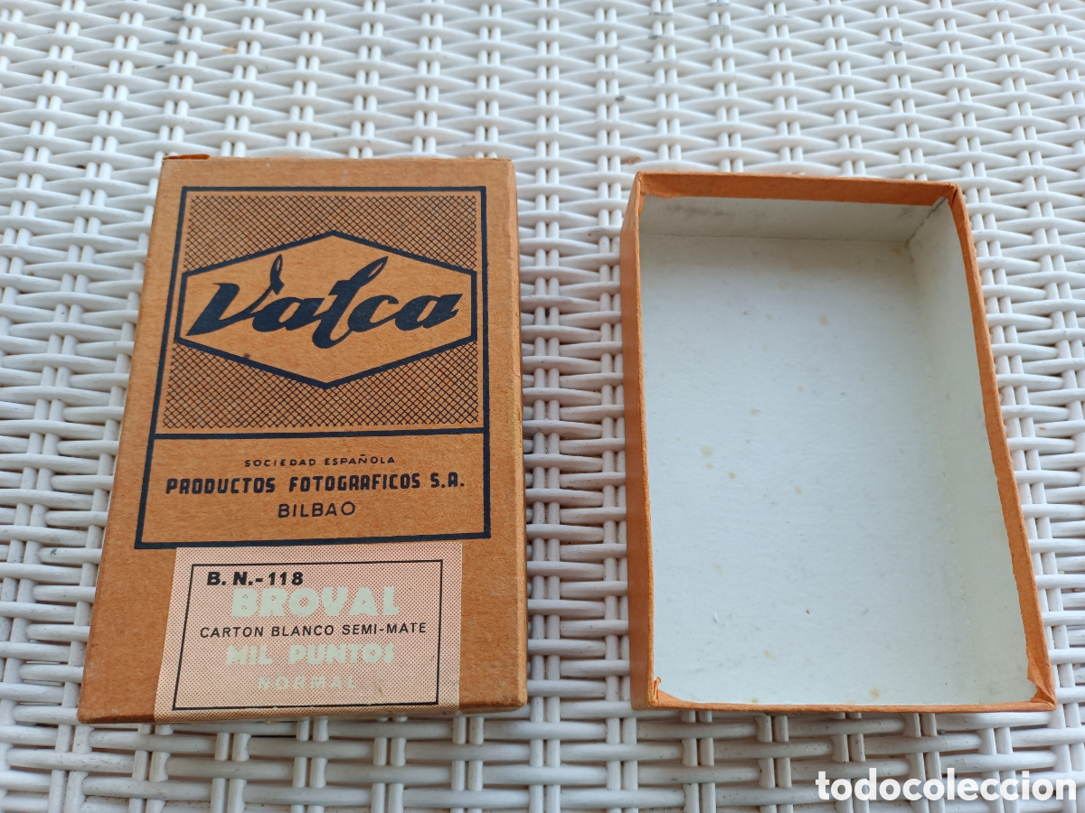 Alte Fotografie: Antigua caja productos fotograficos marca valca broval