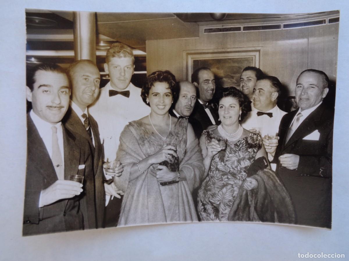 Antique Photography: FOTO DE GENTE BIEN EN UN BOITE