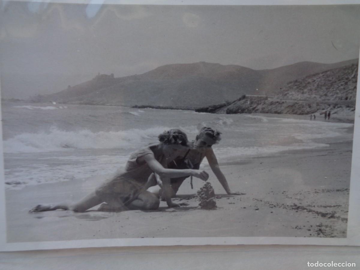 Antique Photography: FOTO DE JOVEN EN BA&Ntilde;ADOR EN LA PLAYA, A&Ntilde;OS 20